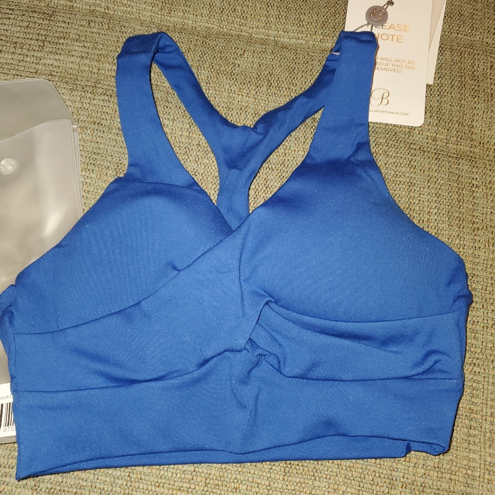 Bombshell sportswear beyond sports bra
